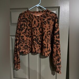 Old Navy Women’s Leopard Pullover